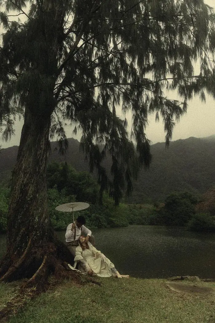 North Shore Oahu elopement photography by Cinematica Weddings, featured on Junebug Weddings.
