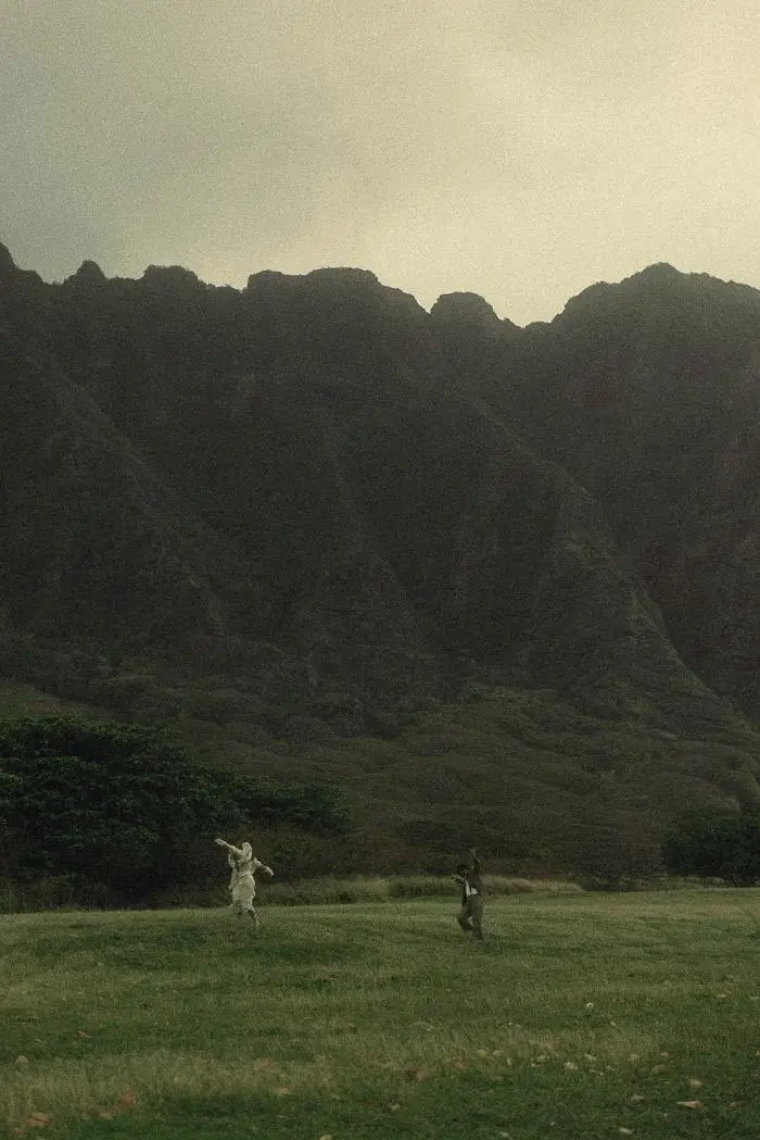 North Shore Oahu elopement photography by Cinematica Weddings, featured on Junebug Weddings.